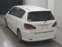 Toyota IPSUM лот № 3037 оценка R  с аукциона в Японии 1