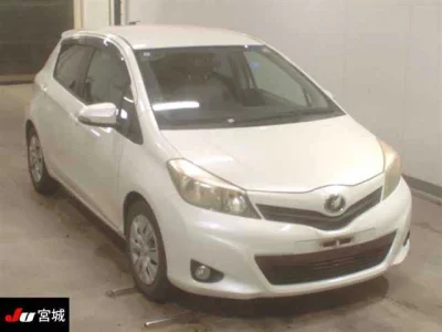 Toyota VITZ  с аукциона в Японии