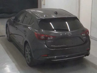 Mazda AXELA  с аукциона в Японии