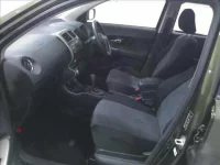 Toyota IST лот № 4208 оценка 3.5  с аукциона в Японии 2