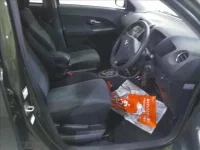 Toyota IST лот № 4208 оценка 3.5  с аукциона в Японии 3