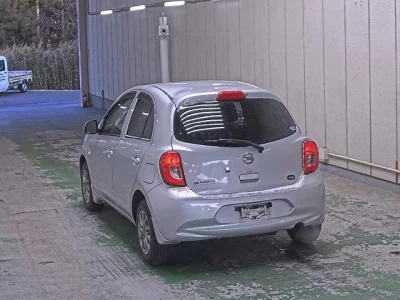 Nissan MARCH  с аукциона в Японии