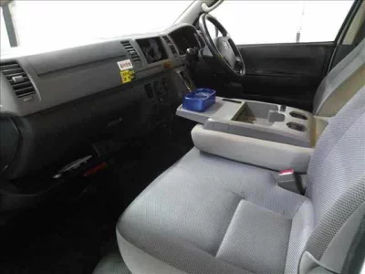 Toyota HIACE VAN  с аукциона в Японии