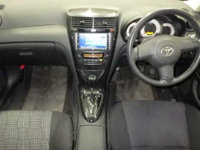 Toyota CALDINA  с аукциона в Японии