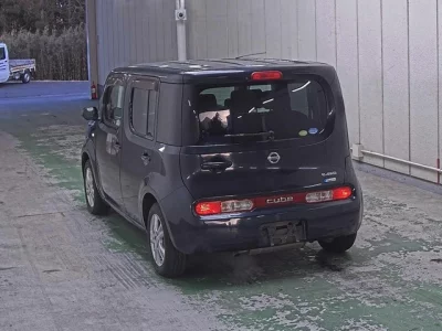 Nissan CUBE  с аукциона в Японии