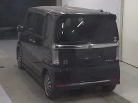 Honda N BOX лот № 3051 оценка 4  с аукциона в Японии 1