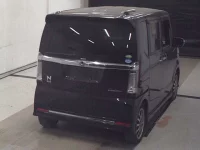 Honda N BOX лот № 3051 оценка 4  с аукциона в Японии 4