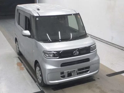 Daihatsu TANTO  с аукциона в Японии