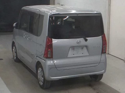 Daihatsu TANTO  с аукциона в Японии