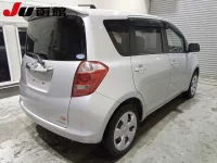 Toyota RACTIS лот № 9701 оценка 3.5  с аукциона в Японии 4