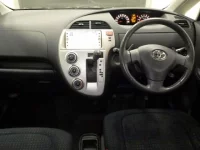 Toyota RACTIS лот № 3058 оценка 3.5  с аукциона в Японии 2