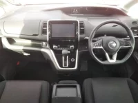 Nissan SERENA лот № 5503 оценка 3.5  с аукциона в Японии 4