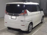 Suzuki SOLIO лот № 7001 оценка 3.5  с аукциона в Японии 1