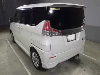 Suzuki SOLIO лот № 7001 оценка 3.5  с аукциона в Японии 3