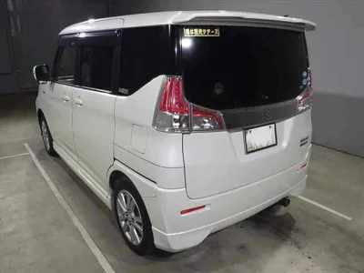 Suzuki SOLIO  с аукциона в Японии