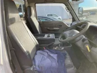 Mazda BONGO BRAWNY TRUCK лот № 25278 оценка R  с аукциона в Японии 6