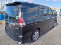 Nissan SERENA лот № 5509 оценка 4  с аукциона в Японии 3
