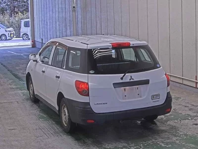 Mitsubishi LANCER VAN  с аукциона в Японии