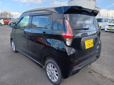 Nissan DAYZ  с аукциона в Японии