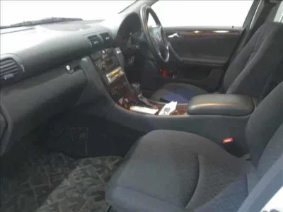 Mercedes-Benz C CLASS  с аукциона в Японии