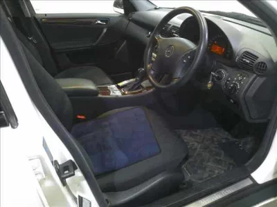 Mercedes-Benz C CLASS  с аукциона в Японии