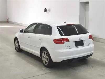 Audi A3  с аукциона в Японии