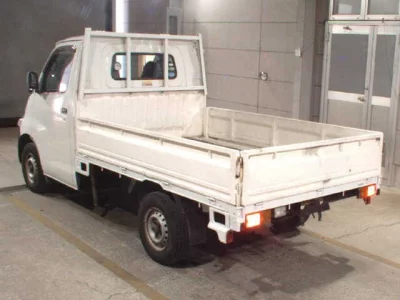 Toyota LITE ACE TRUCK  с аукциона в Японии