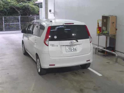 Toyota PASSO SETTE  с аукциона в Японии