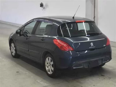 Peugeot 308  с аукциона в Японии