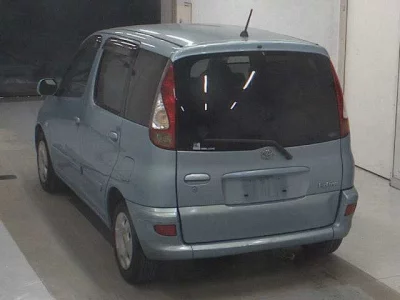 Toyota FUNCARGO  с аукциона в Японии
