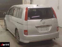 Toyota ISIS лот № 4265 оценка 3.5  с аукциона в Японии 1