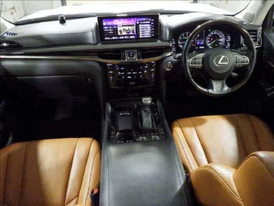 Lexus LX  с аукциона в Японии