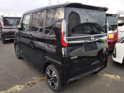 Nissan ROOX  с аукциона в Японии