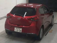 Mazda MAZDA2 лот № 1019 оценка 3.5  с аукциона в Японии 4