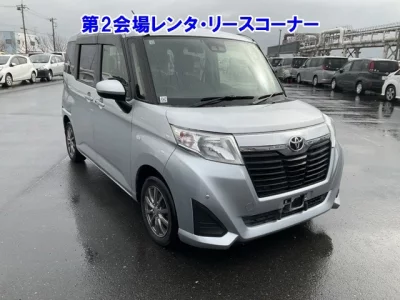 Toyota ROOMY  с аукциона в Японии
