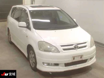 Toyota IPSUM  с аукциона в Японии