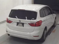 BMW 2-Series лот № 7027 оценка   с аукциона в Японии 3
