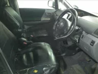 Toyota VOXY лот № 4287 оценка 3  с аукциона в Японии 3