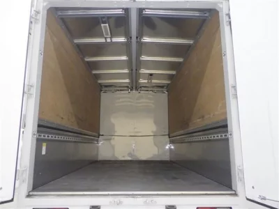 Isuzu FORWARD  с аукциона в Японии