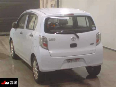 Toyota PIXIS EPOCH  с аукциона в Японии