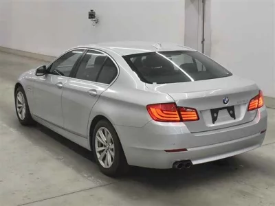 BMW 5-Series  с аукциона в Японии