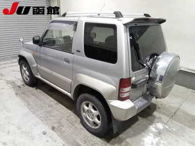 Mitsubishi PAJERO JR  с аукциона в Японии