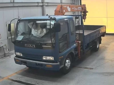 Isuzu FORWARD  с аукциона в Японии