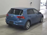 Volkswagen GOLF лот № 40035 оценка 3.5  с аукциона в Японии 4