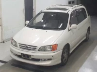 Toyota IPSUM лот № 1054 оценка 3.5  с аукциона в Японии 3