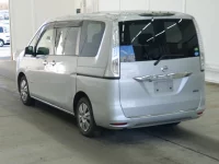 Nissan SERENA лот № 2762 оценка 3.5  с аукциона в Японии 1