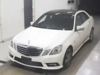 Mercedes-Benz E CLASS лот № 1056 оценка 4  с аукциона в Японии 3