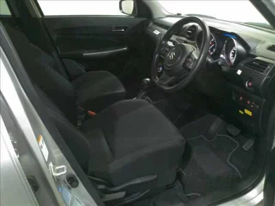 Suzuki SWIFT  с аукциона в Японии