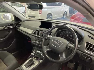 Audi Q3  с аукциона в Японии