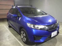 Honda FIT лот № 7127 оценка 3.5  с аукциона в Японии 2